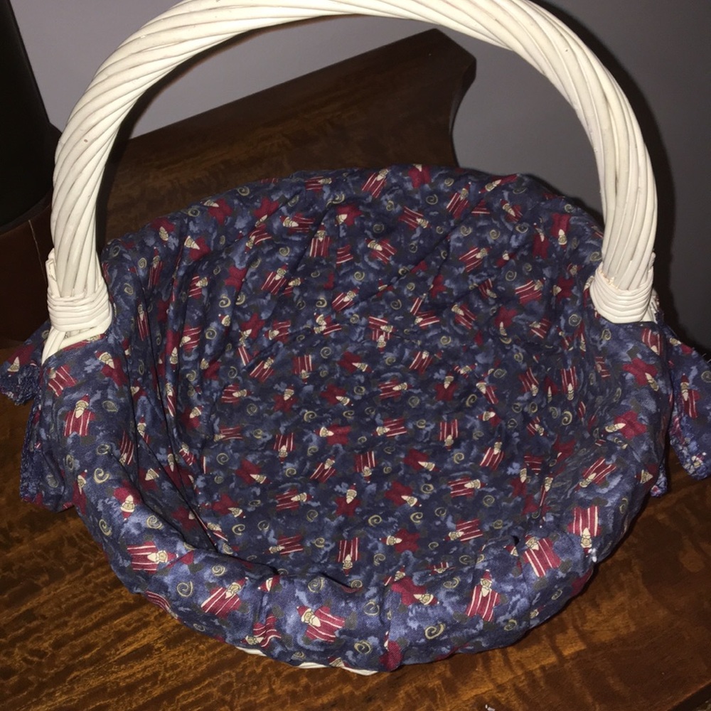 Christmas Santa Basket with Liner